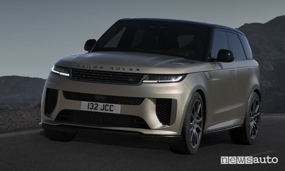 Range Rover Sport SV anteriore 3/4