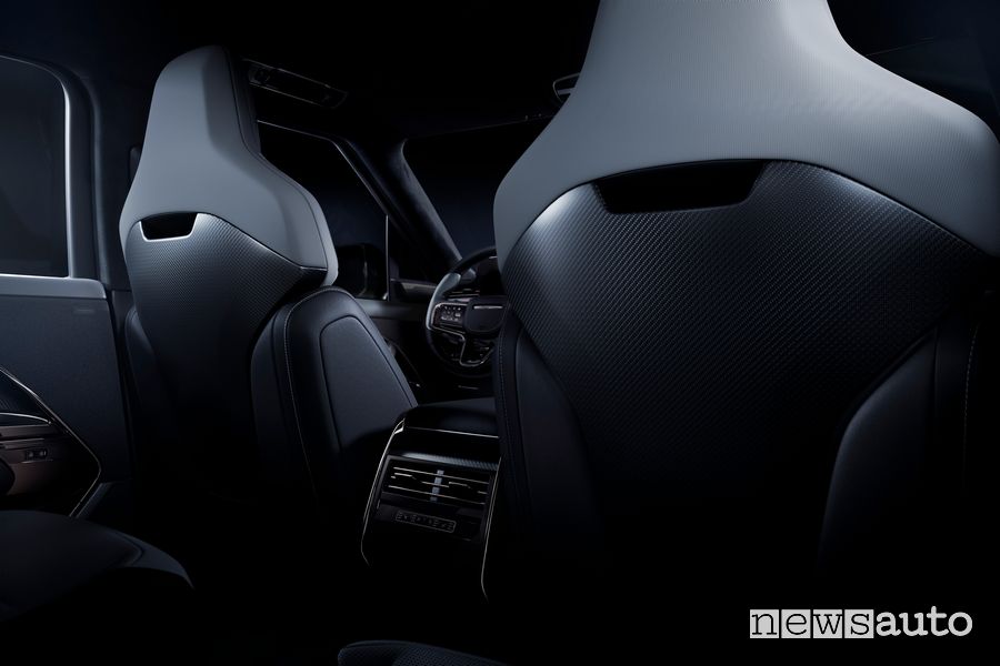 Range Rover Sport SV schienali in fibra di carbonio abitacolo