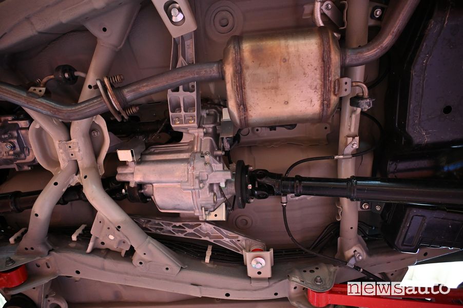 Suzuki Jimny pick-up Z-Mode giunto trasmissione