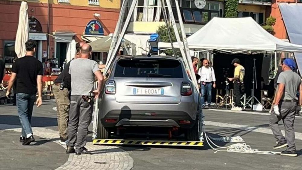 Nuova Fiat 600 foto spia in Liguria