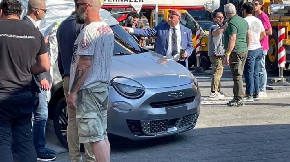 Nuova Fiat 600 foto spia in Liguria
