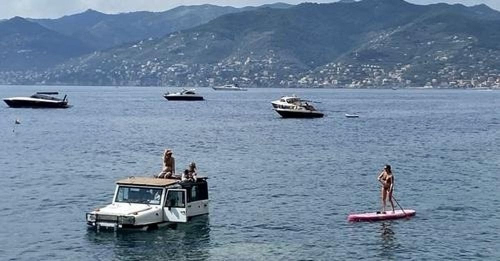Jeep anfibia in mare RMA Amphi-Ranger 2800 SR