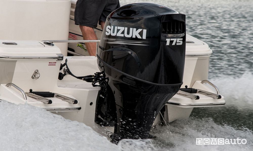 Motore fuoribordo Suzuki con tecnologia #lavalacqua