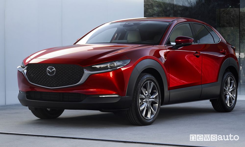 Mazda CX-30 anteriore 3/4