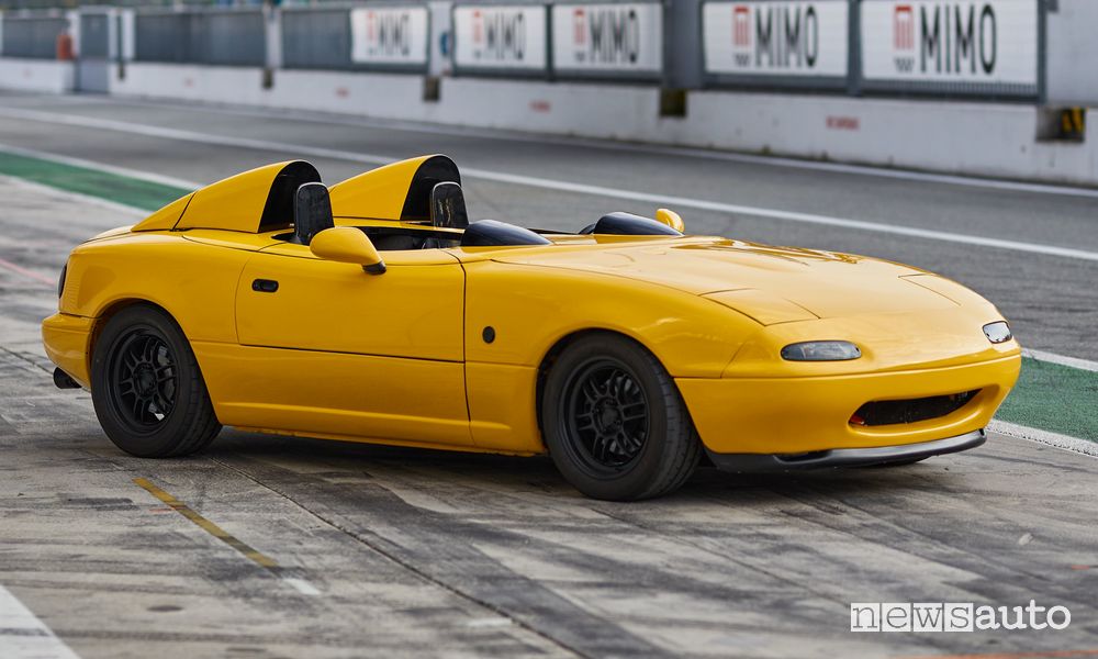 Mazda MX-5 NM+ biposto anteriore 3/4