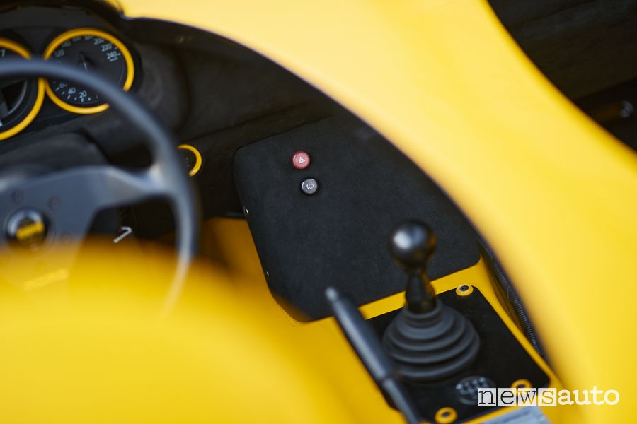Mazda MX-5 NM+ biposto leva cambio manuale