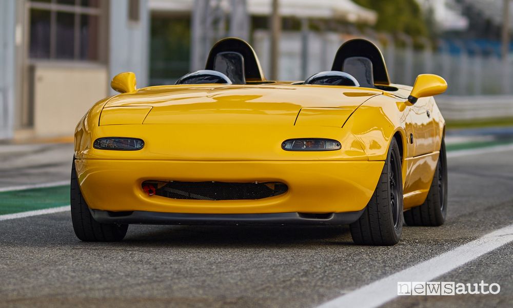 Mazda MX-5 NM+ biposto anteriore 3/4
