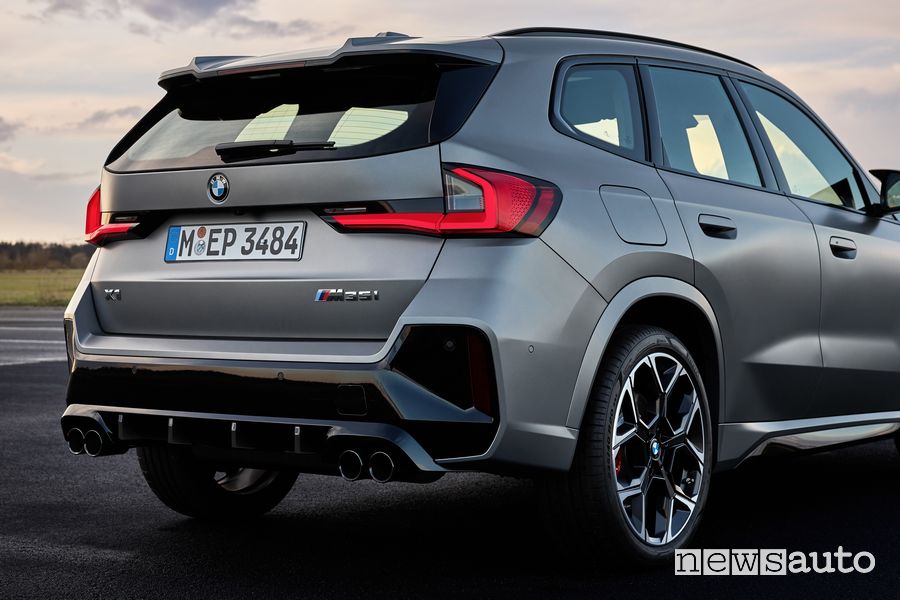 BMW X1 M35i xDrive paraurti posteriore