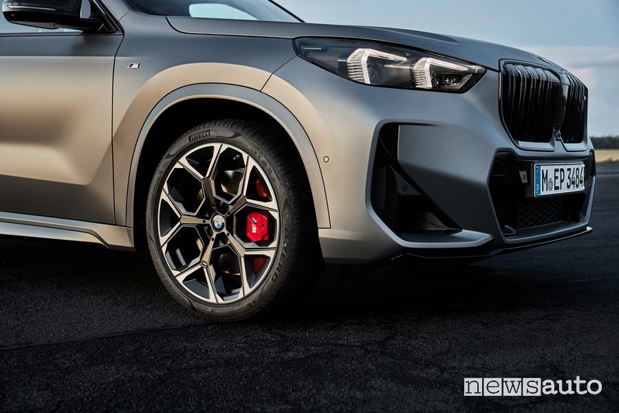 BMW X1 M35i xDrive paraurti anteriore