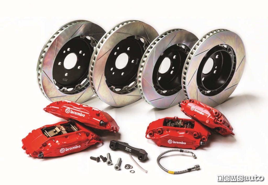 kit nuovi freni sportivi Brembo GT