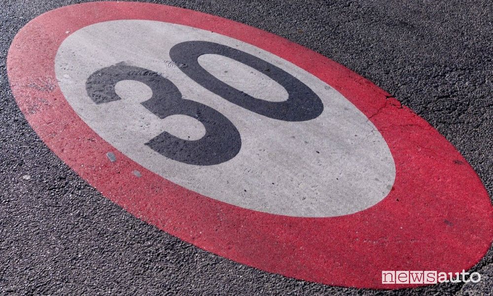 Limite di 30 km/h