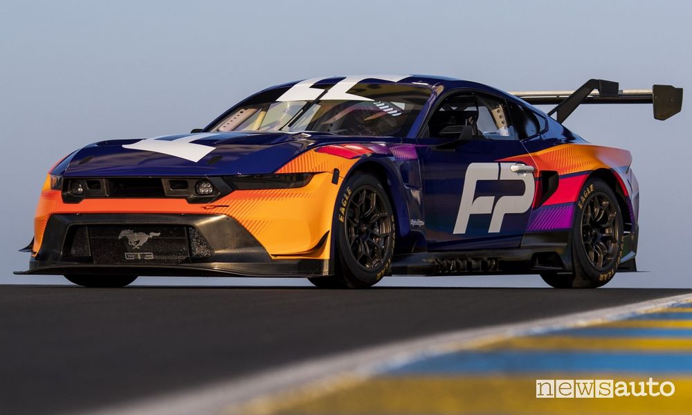 Ford Mustang GT4