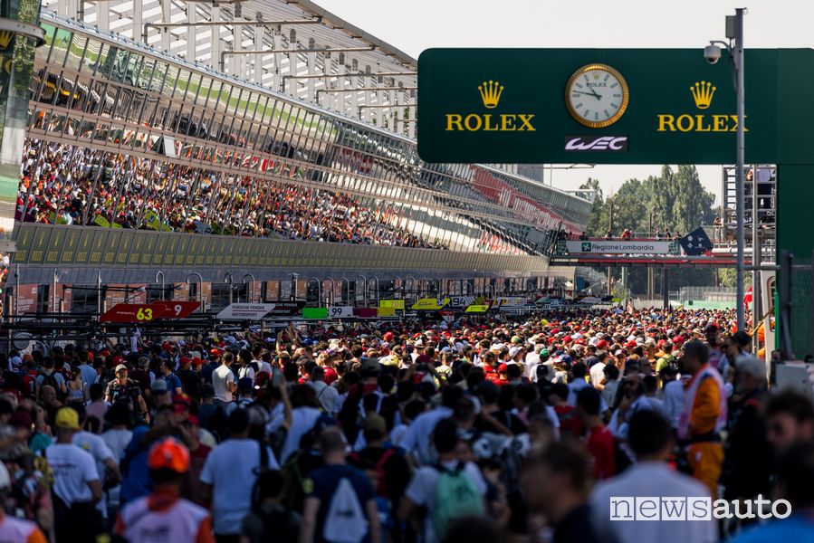 WEC 6 Ore di Monza 2023 tifosi sulla pit-lane
