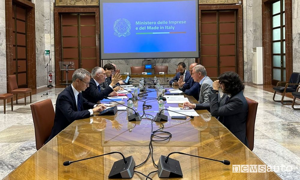 Il tavolo al Ministro delle Imprese e del Made in Italy tra Stellantis ed il Governo italiano
