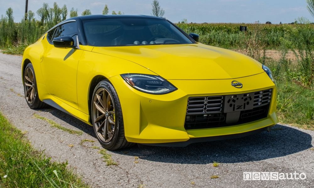 Nissan Z Proto Spec anteriore 3/4