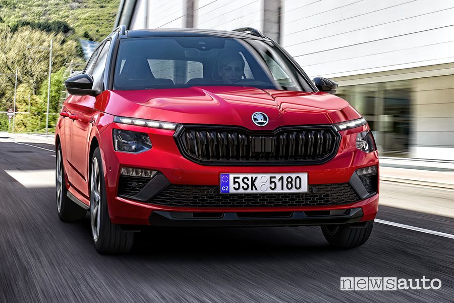 Nuova Skoda Kamiq Monte Carlo su strada