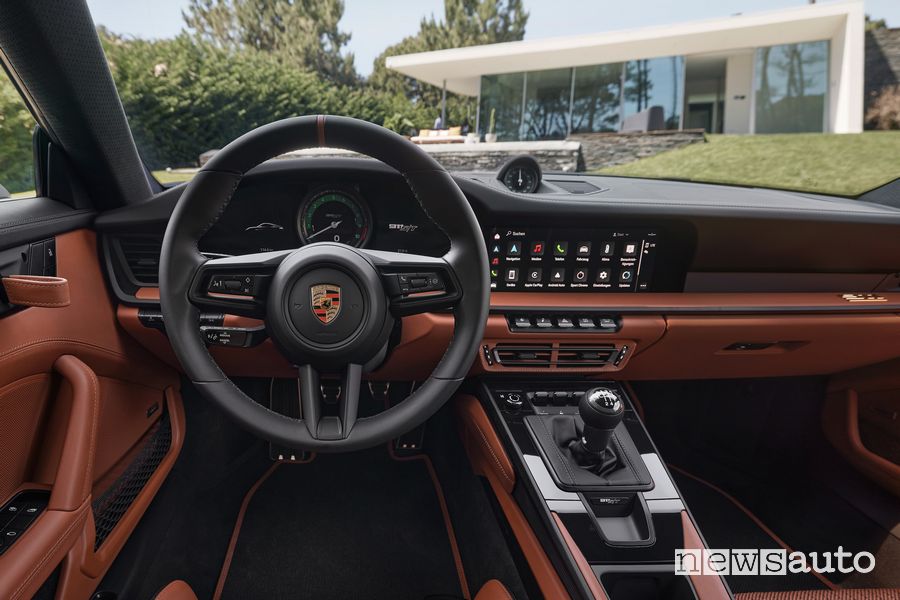 Porsche 911 S/T Heritage Design Package plancia abitacolo