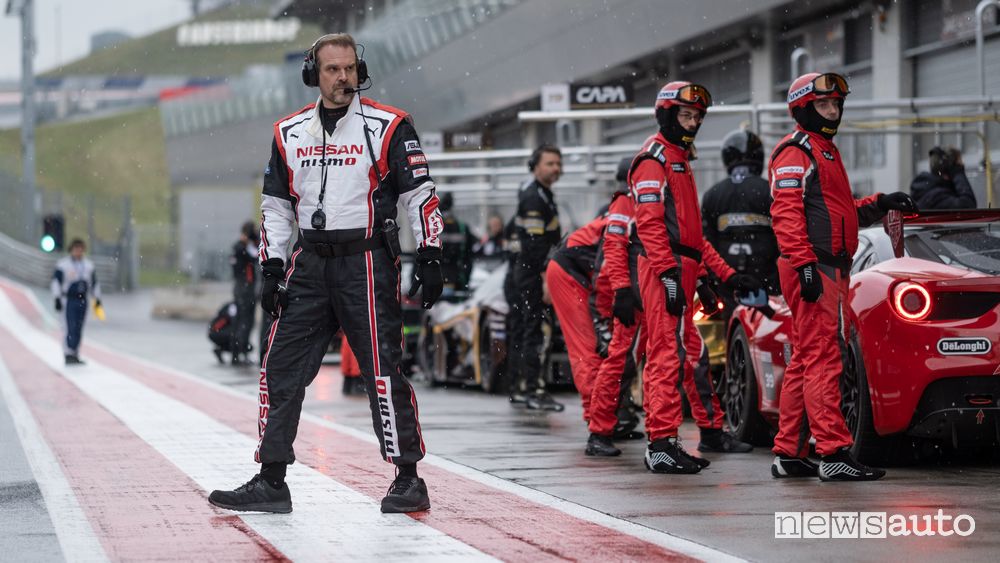 David Harbour nel film Gran Turismo