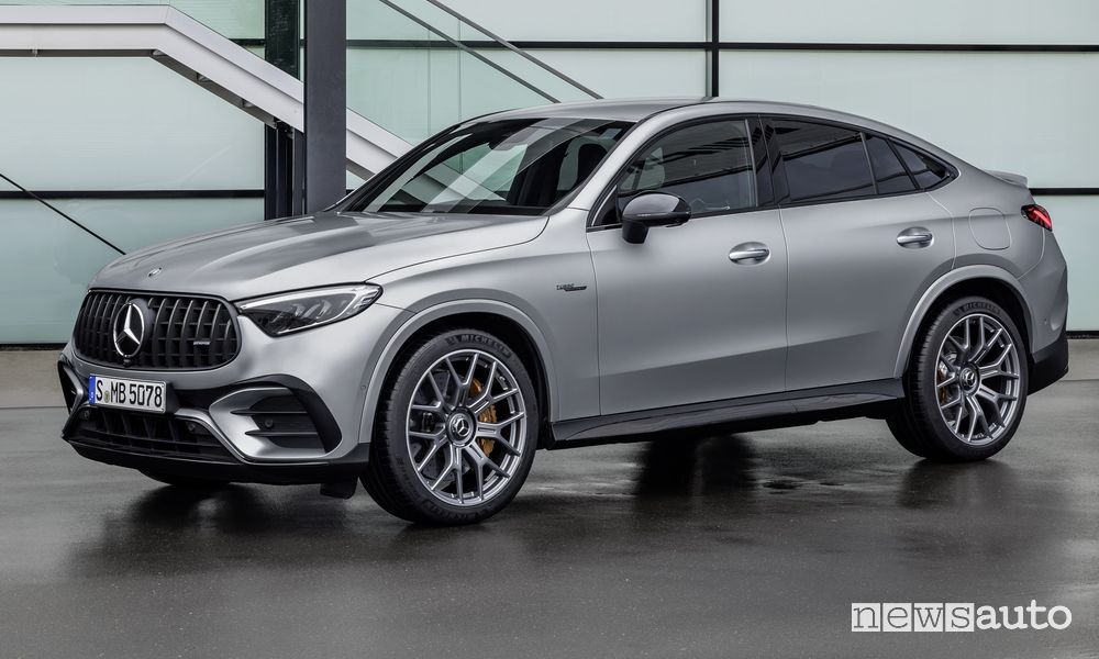 Mercedes-AMG GLC 63 S E Performance Coupé anteriore 3/4