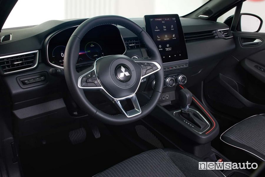 Mitsubishi Colt volante plancia abitacolo