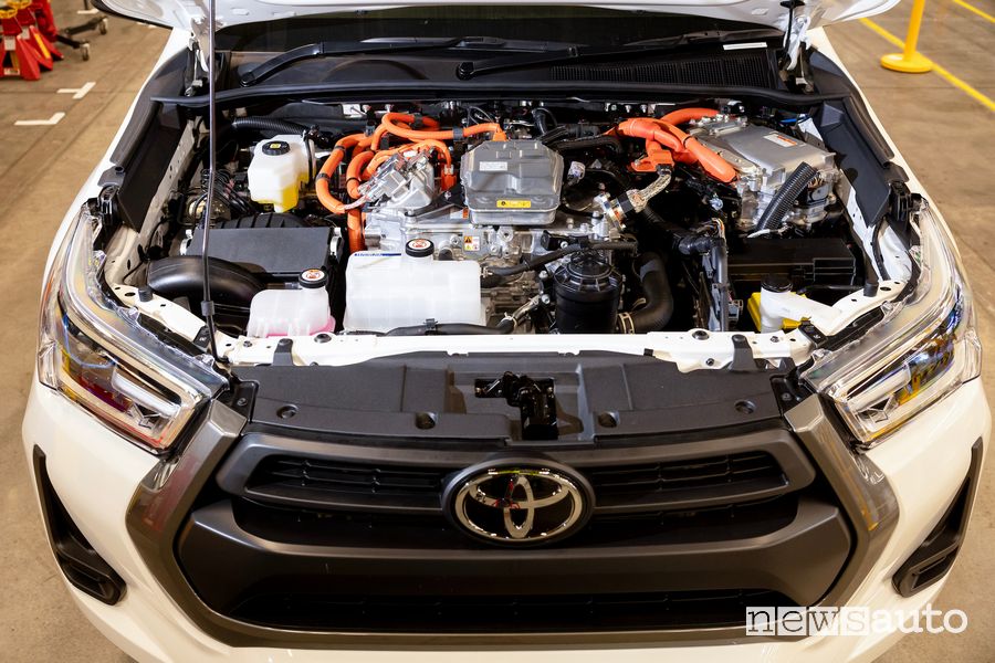 Toyota Hilux Hydrogen motore elettrico