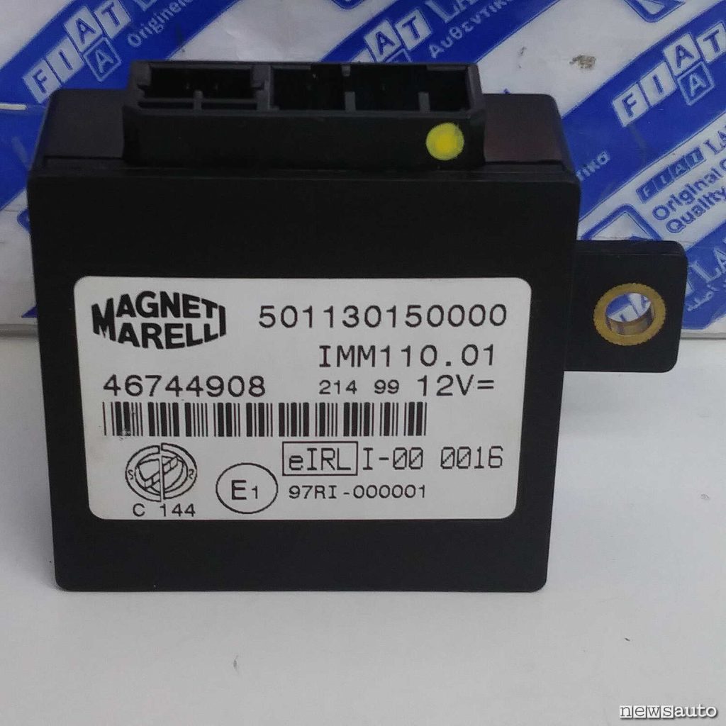 Una centralina Magneti Marelli (immobox) che gestisce l'accensione della vettura con il riconoscimento delle chiavi