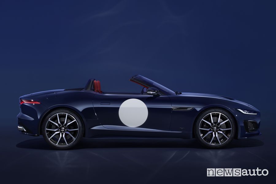 Jaguar F-Type limited edition Convertibile laterale