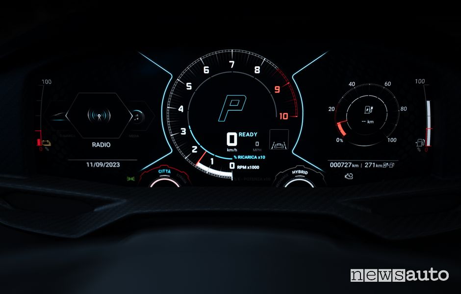 Lamborghini Revuelto display quadro strumenti