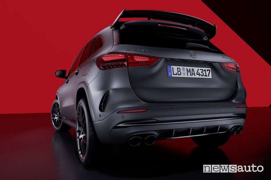Mercedes-AMG GLA 45 S 4Matic+ posteriore 3/4