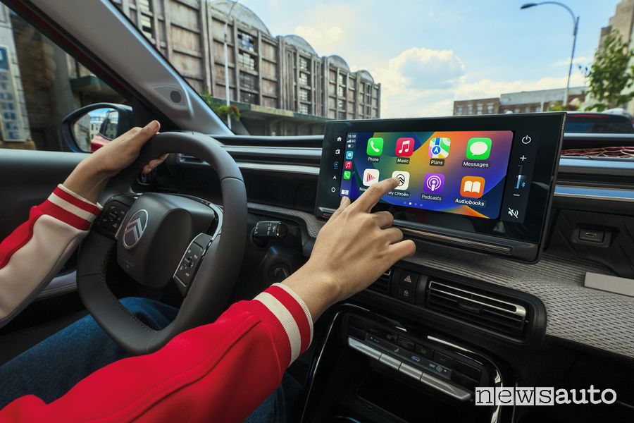 Citroen e-C3 elettrica display infotainment Apple CarPlay