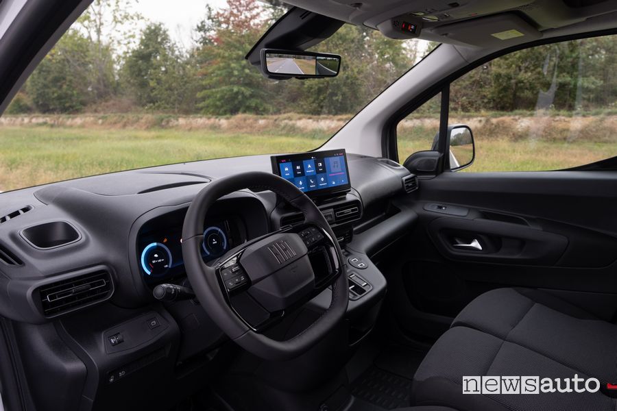 Nuovo Fiat Doblò plancia abitacolo