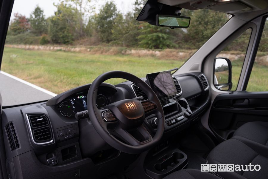 Nuovo Fiat Ducato plancia abitacolo