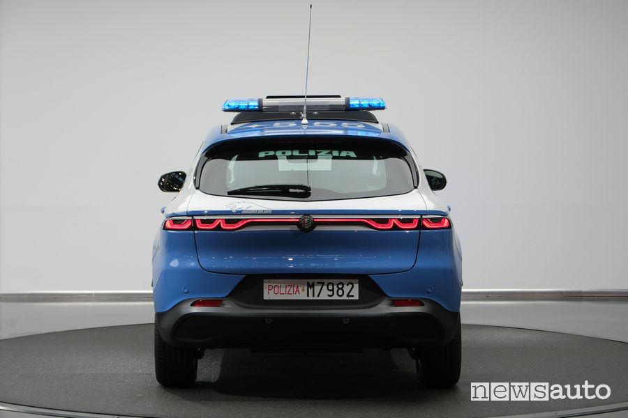 Alfa Romeo Tonale Polizia posteriore