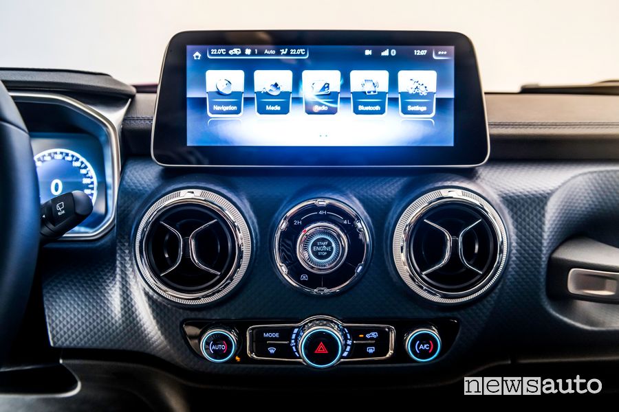 DR Ickx K2 display infotainment