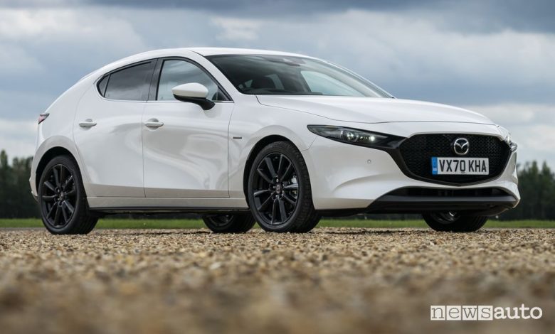 4. Generazione Mazda3, 2023