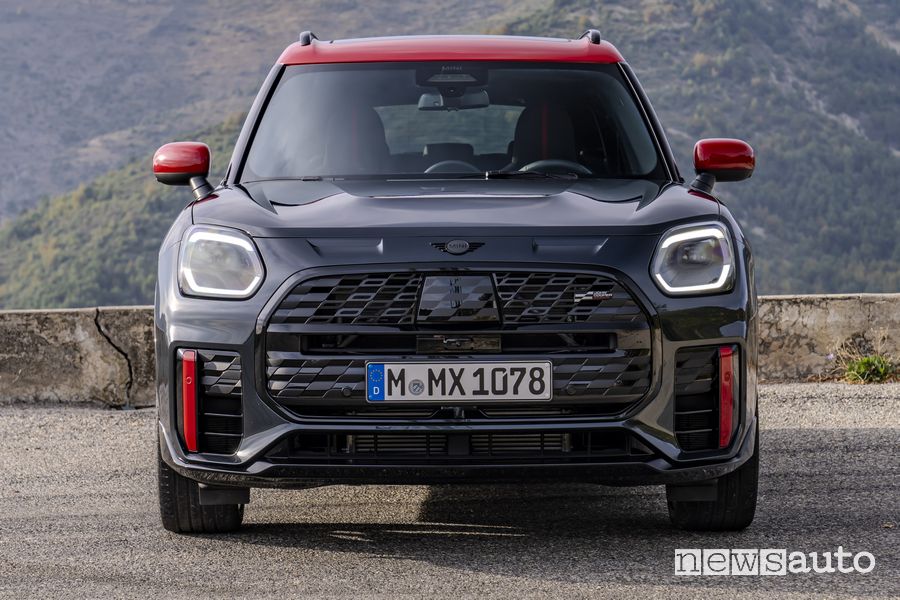 Mini Countryman John Cooper Works frontale