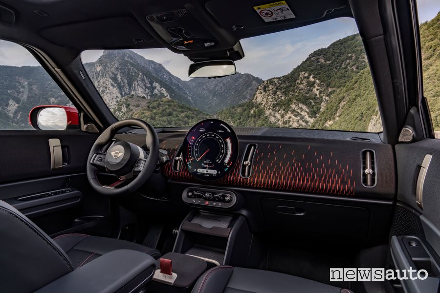 Mini Countryman John Cooper Works plancia abitacolo