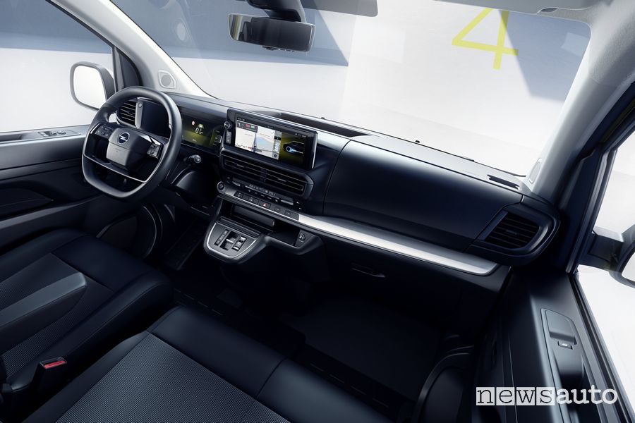 Nuovo Opel Vivaro Electric plancia abitacolo