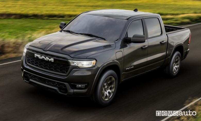 Ram 1500 Ramcharger Bighorn su strada