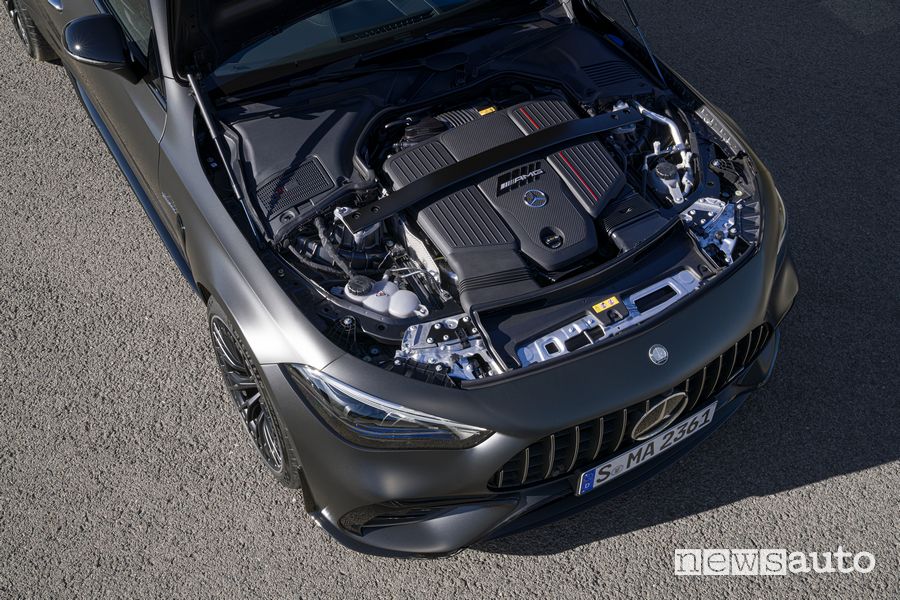 Mercedes CLE 53 4Matic+ Coupé vano motore