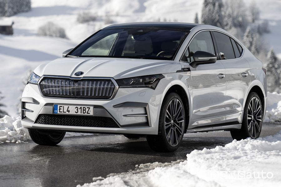 Skoda Enyaq Coupé anteriore 3/4