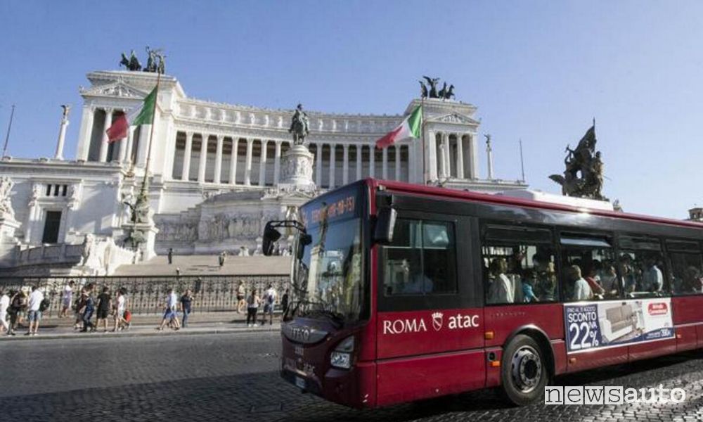 Bus gratuiti al Centro di Roma