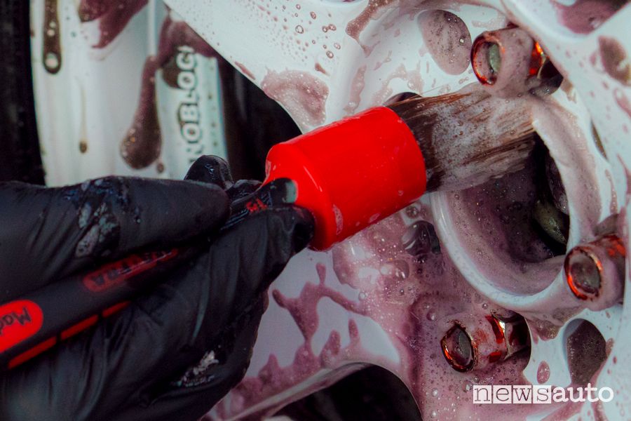 pennello Red di Mafra per la pulizia della carrozzeria dell'auto