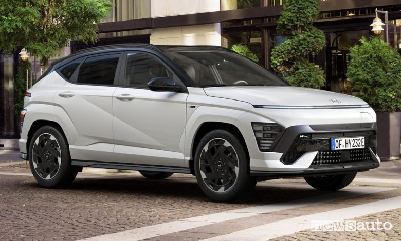 Nuova Hyundai Kona Electric N-Line anteriore 3/4