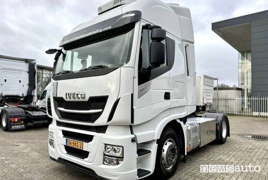 Iveco Stralis camion