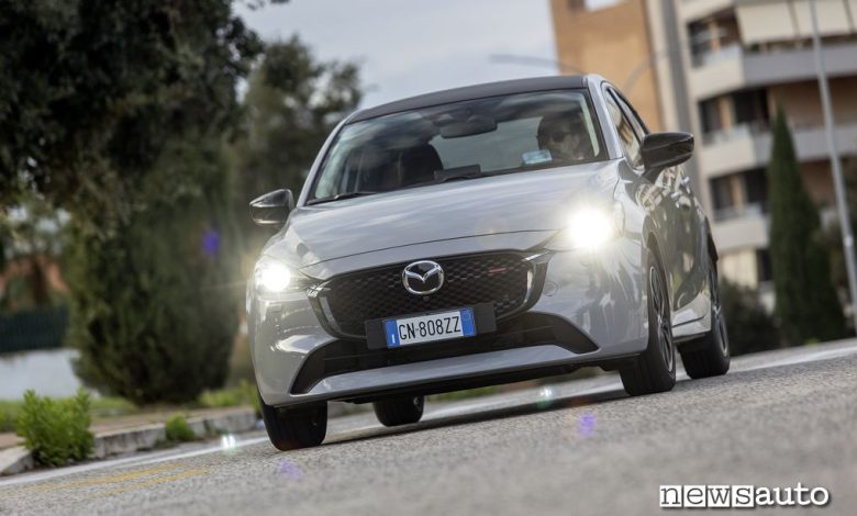 Mazda Mazda2 Homura Aka prova su strada