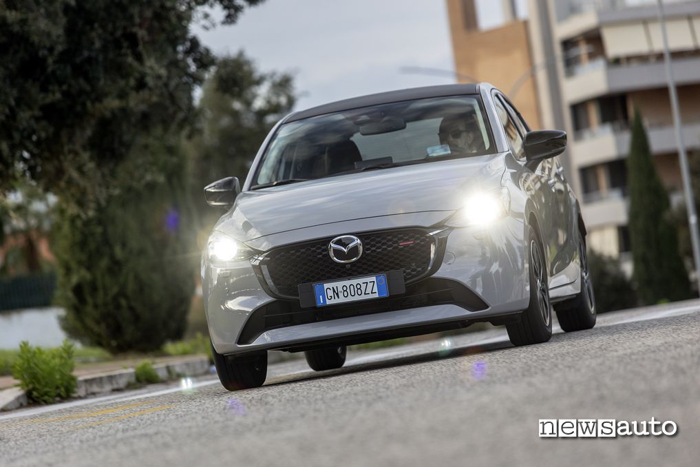 Mazda Mazda2 Homura Aka prova su strada