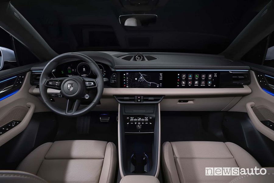 Nuova Porsche Macan Turbo plancia abitacolo