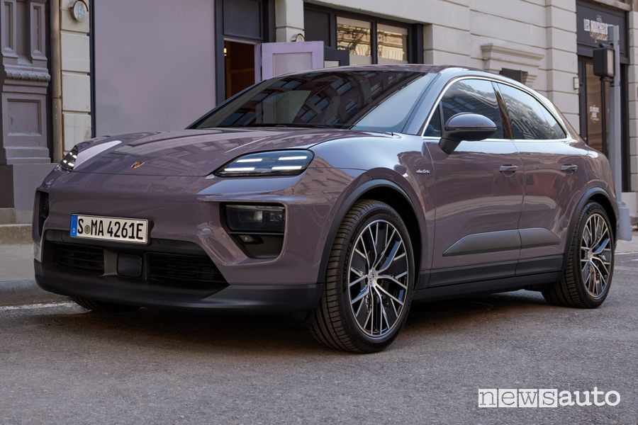Nuova Porsche Macan anteriore 3/4