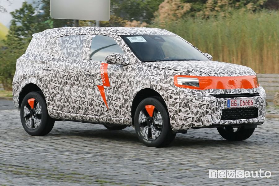 Nuova Opel Frontera prototipo test sviluppo